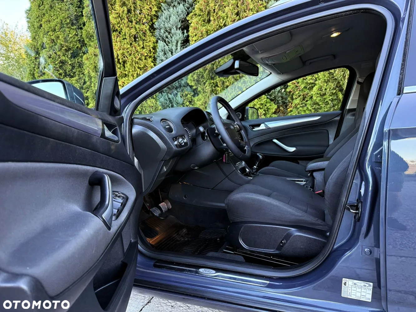 Ford Mondeo - 21