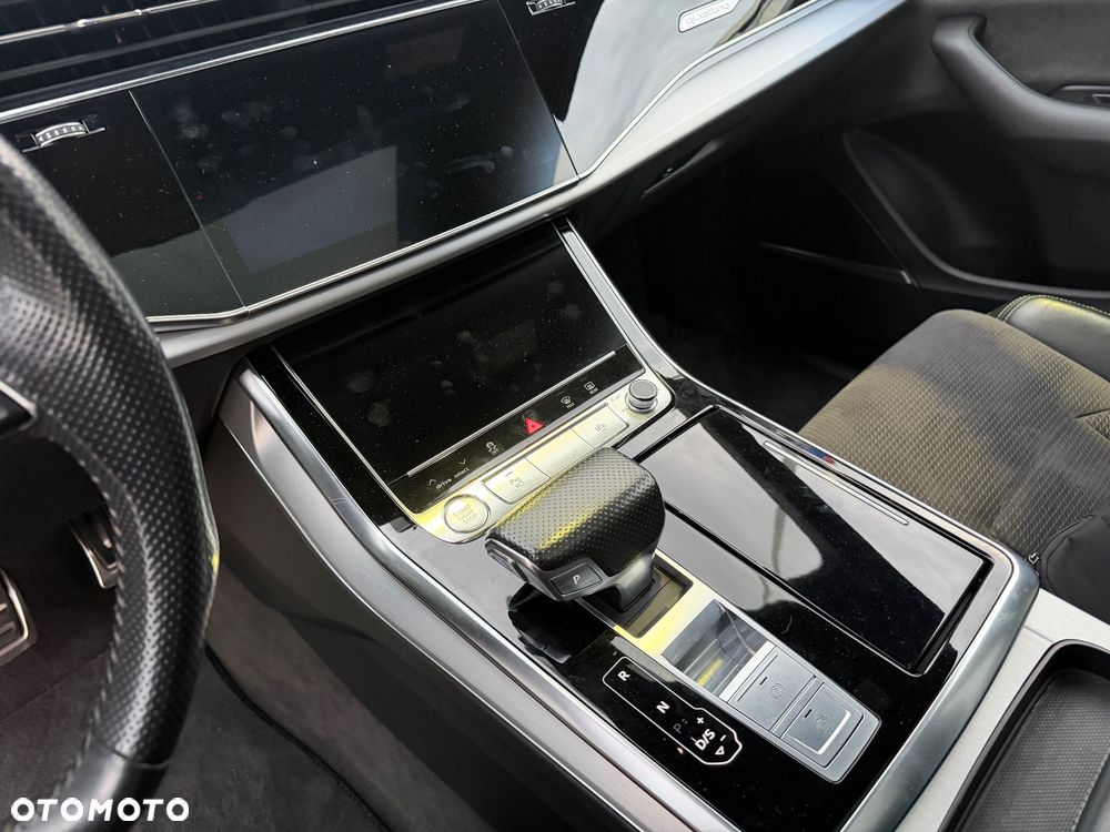 Audi Q8 50 TDI quattro tiptronic - 12