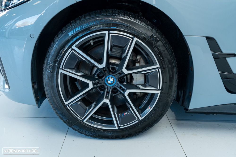 BMW i4 eDrive40 Pack Desportivo M - 35