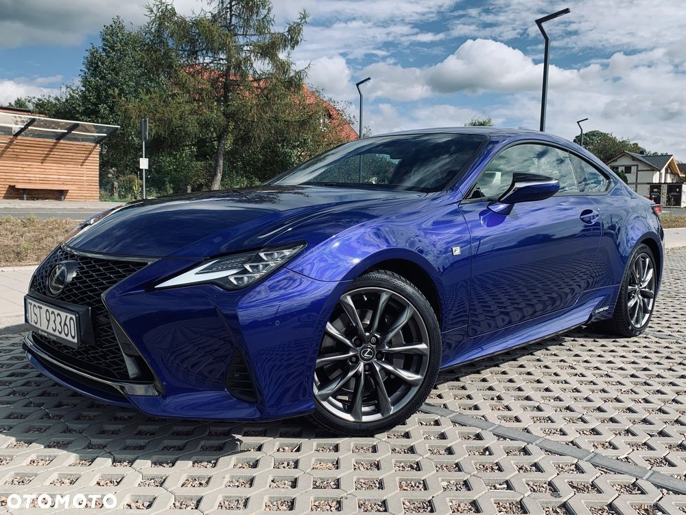 Lexus RC - 19
