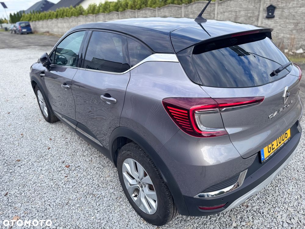 Renault Captur 1.3 TCe mHEV Intens EDC - 28