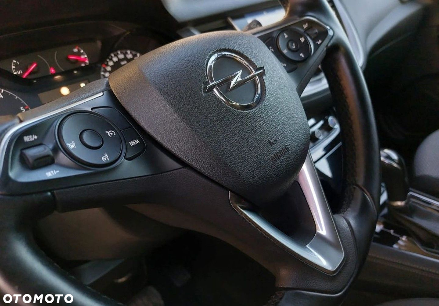 Opel Grandland X - 11