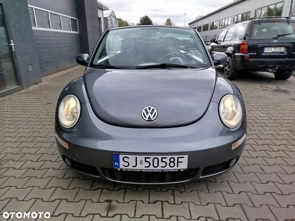 Volkswagen New Beetle - 4