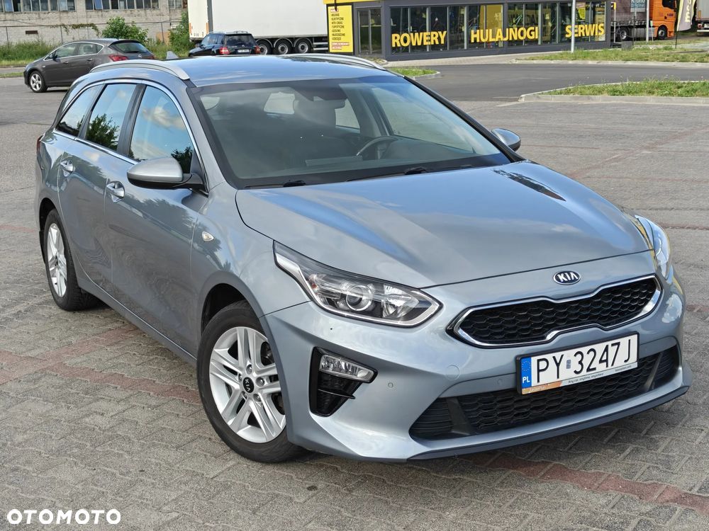 Kia Ceed 1.6 CRDi mHEV L Business Line - 1