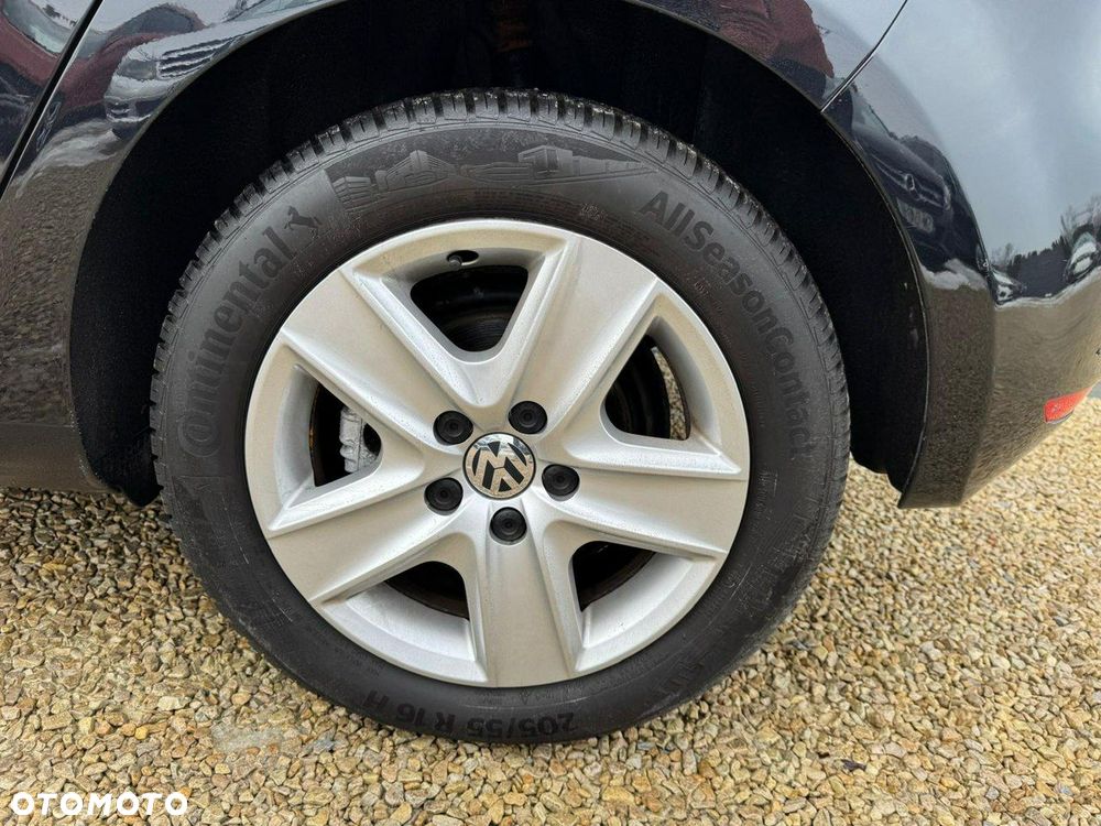 Volkswagen Golf 1.6 Comfortline - 23