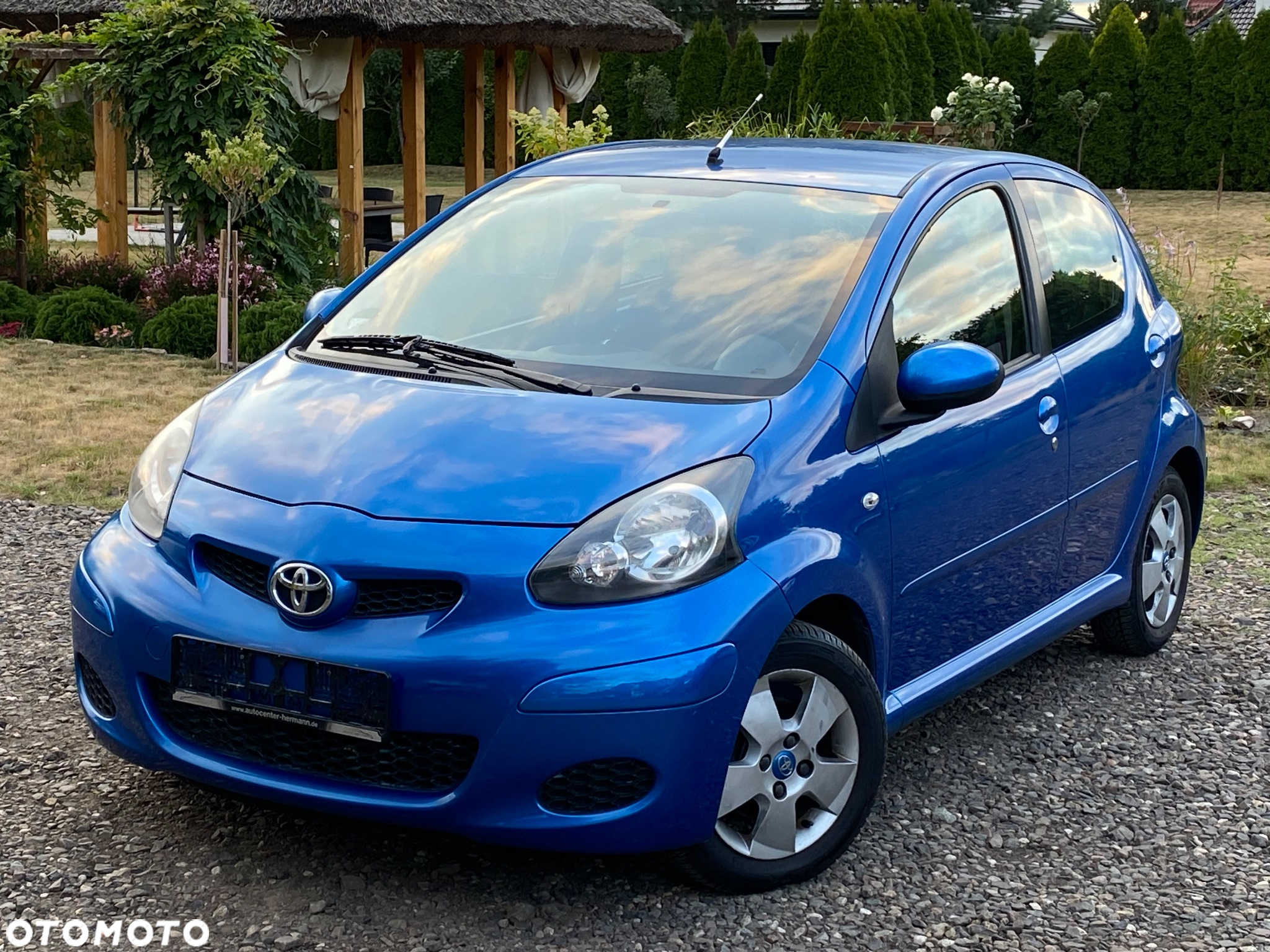 Toyota Aygo x-business - 11