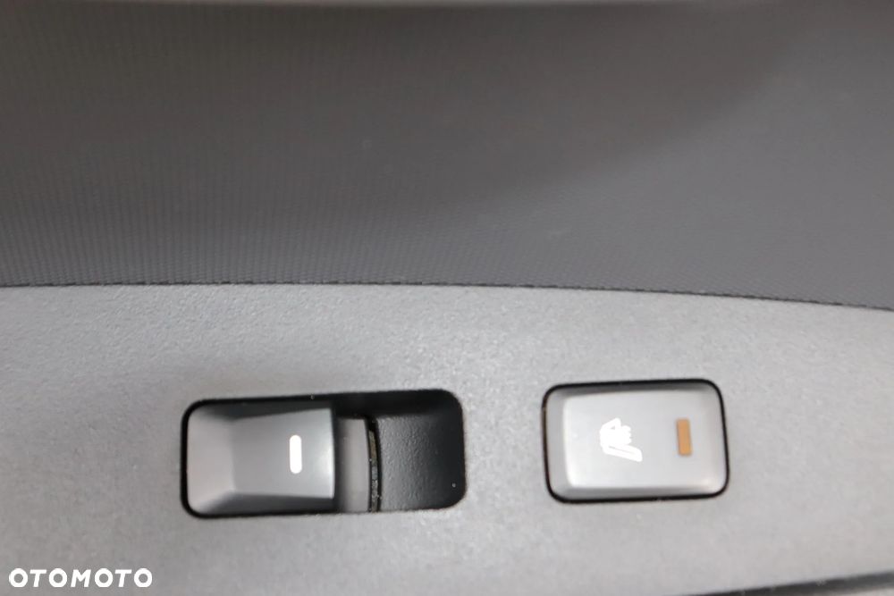 Kia Sportage 1.6 GDI Business Line L 2WD - 36