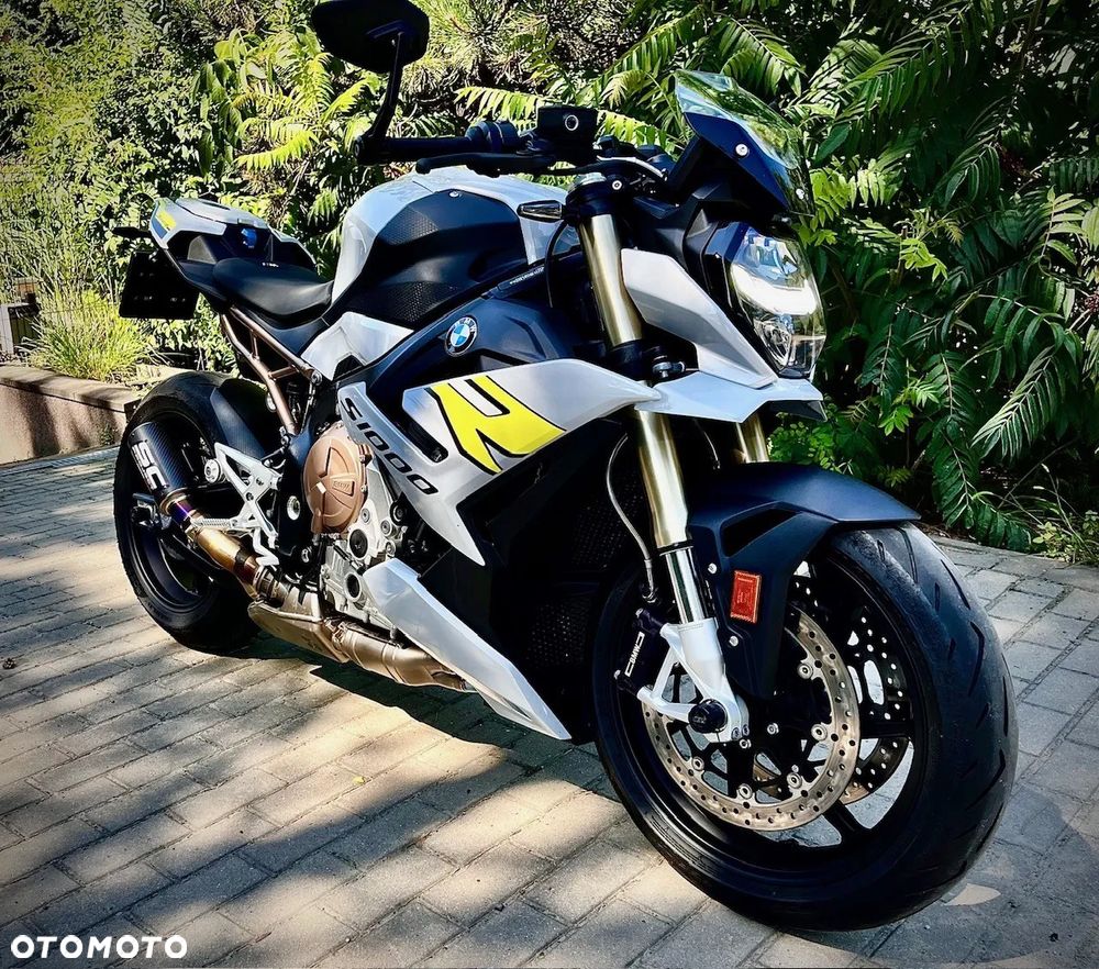 BMW S - 3