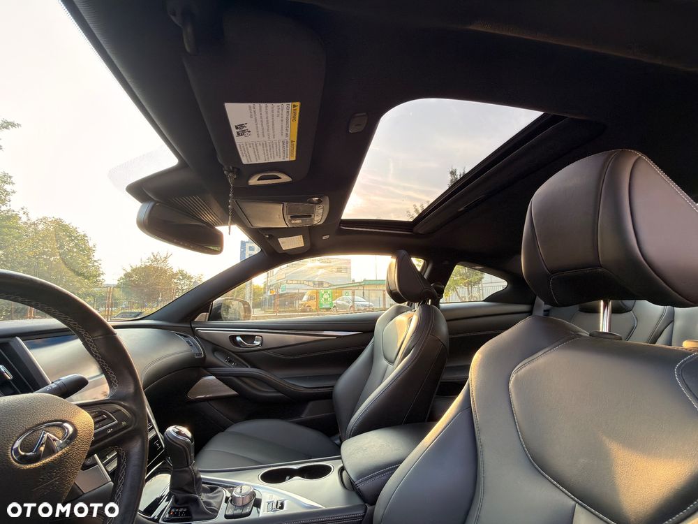 Infiniti Q60 - 9