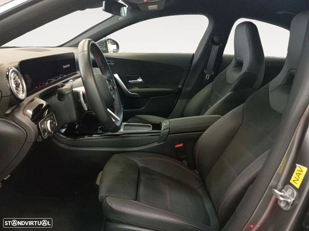 Mercedes-Benz CLA 250 e AMG Line - 10