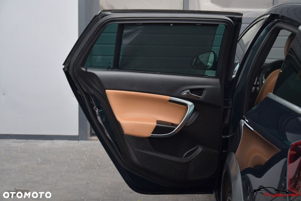 Opel Insignia - 22