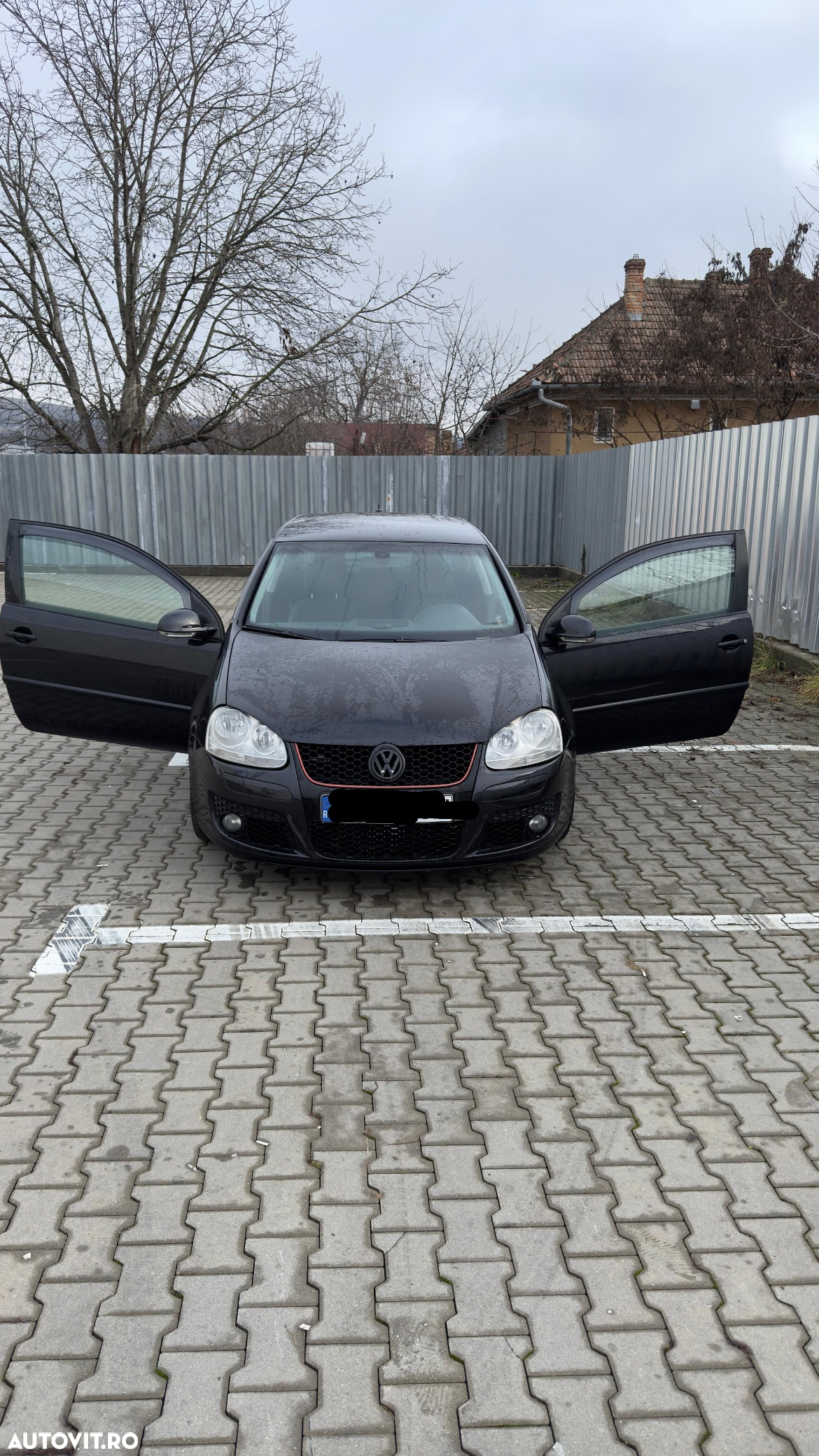 Volkswagen Golf 1.9 TDI Sportline DSG - 2