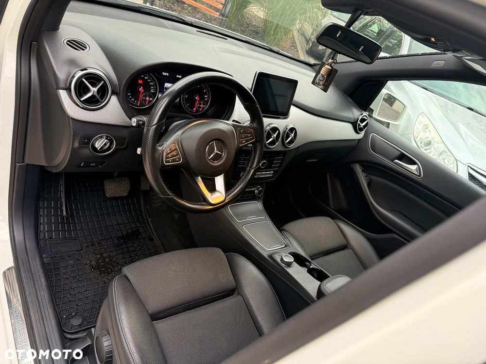 Mercedes-Benz Klasa B 180 (CDI) d 7G-DCT AMG Line - 21