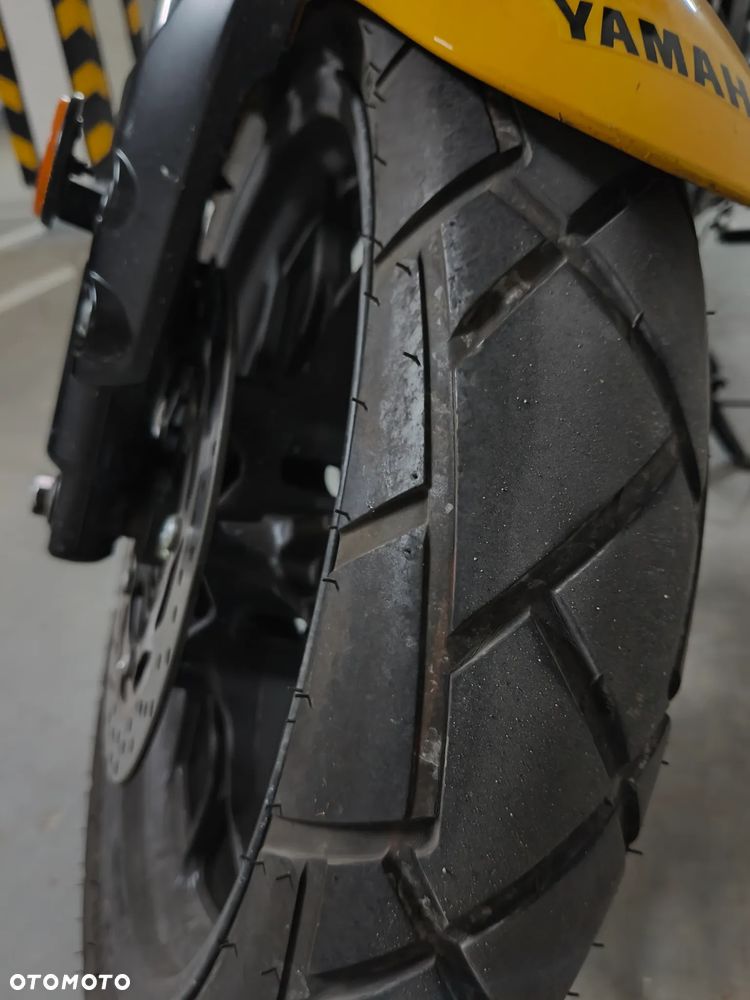 Yamaha XSR - 8