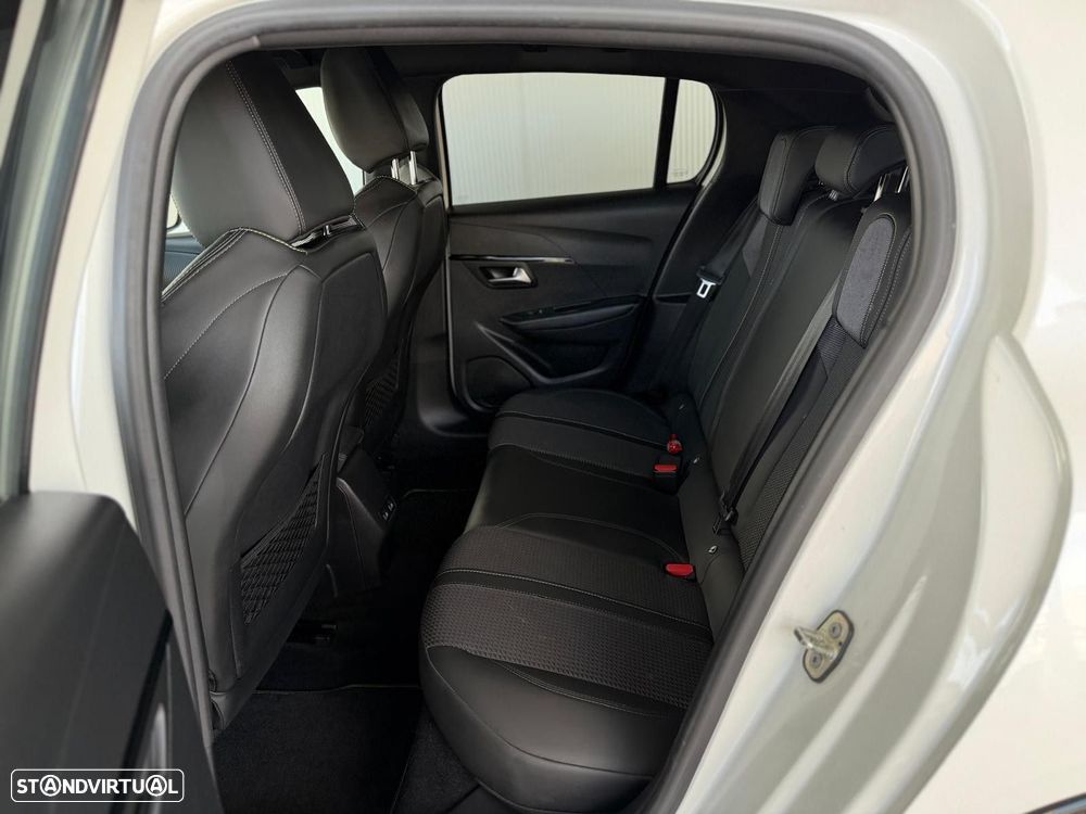 Peugeot 208 1.5 BlueHDi GT - 24