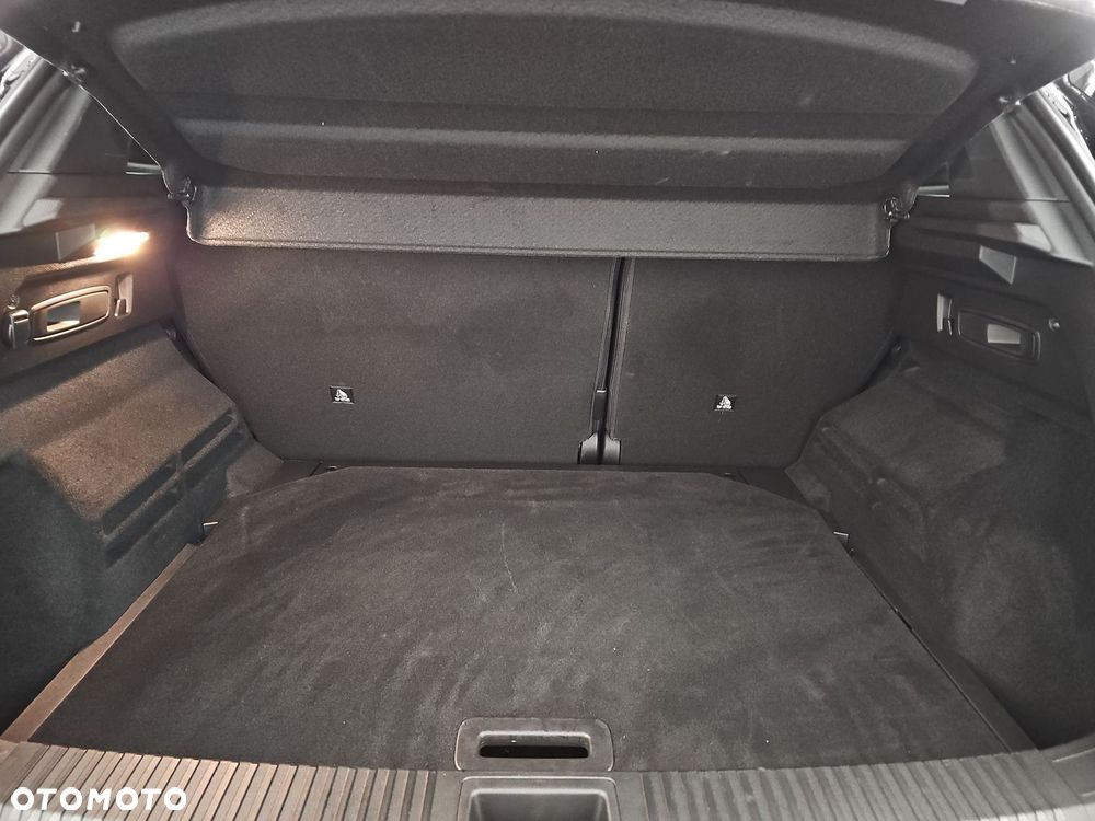 Renault Austral 1.3 TCe mHEV Techno - 38