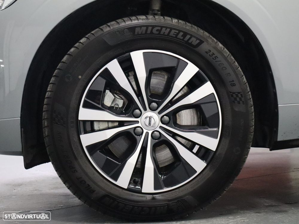 Volvo XC 60 2.0 T6 PHEV Core AWD - 25