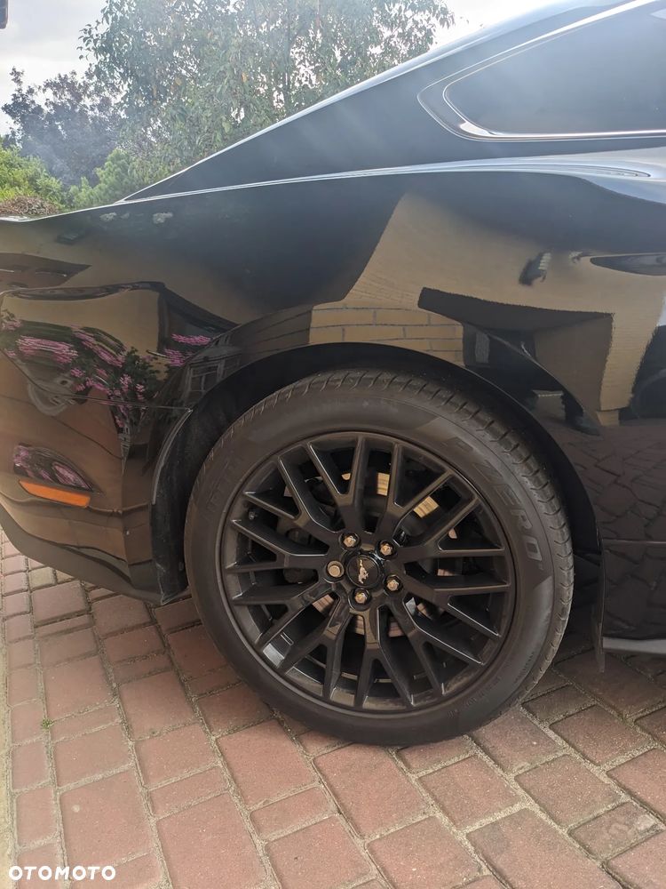 Ford Mustang 5.0 V8 Black Edition - 29