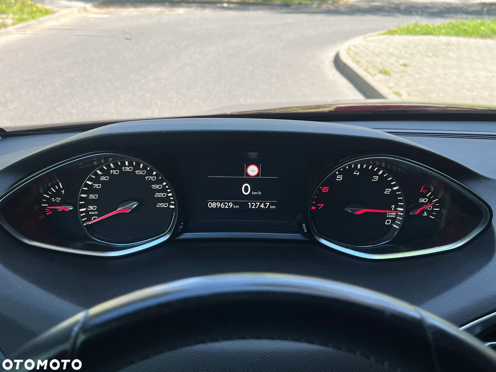 Peugeot 308 1.2 PureTech Allure S&S - 15