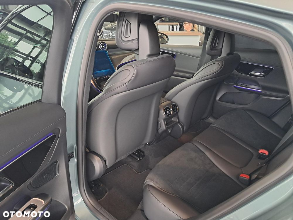 Mercedes-Benz GLC 220 d mHEV 4-Matic AMG Line - 7
