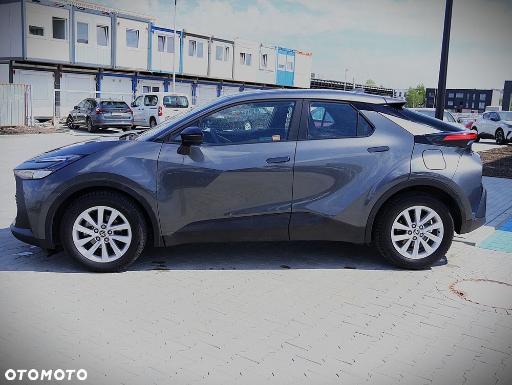 Toyota C-HR - 7