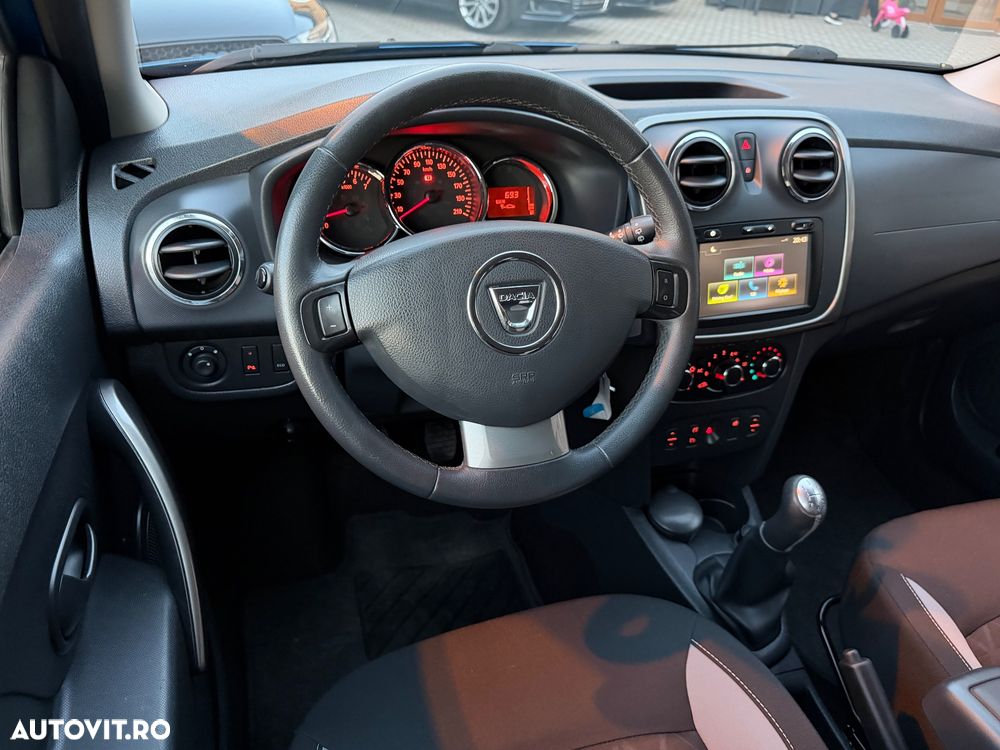 Dacia Sandero 1.5 DCI Stepway2 - 11