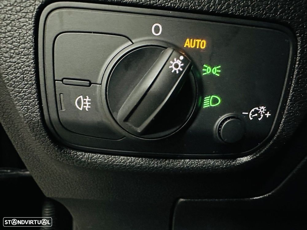 Audi Q2 30 TFSI Advanced - 18