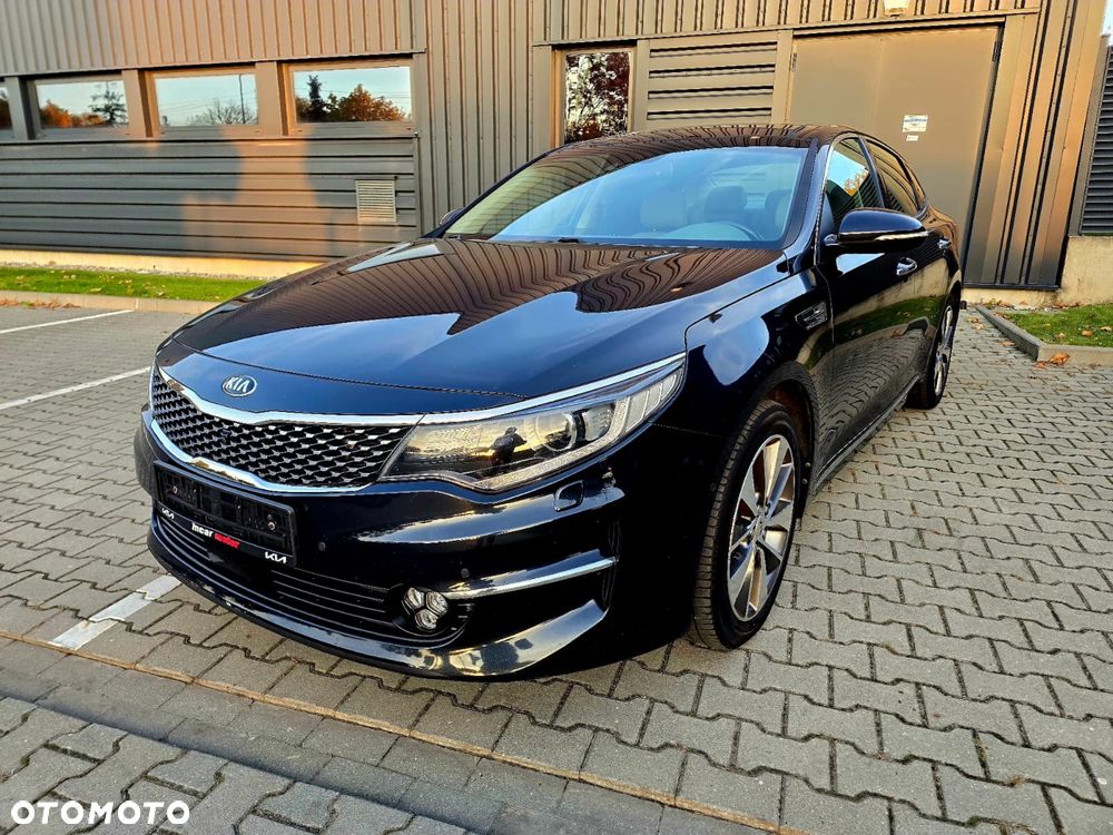 Kia Optima - 1