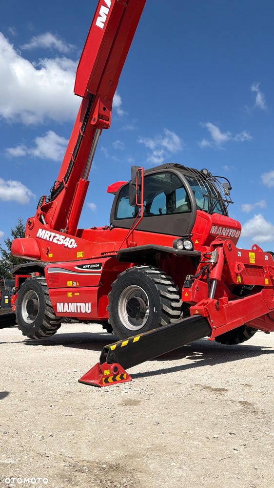 Manitou Ładowarka teleskopowa MANITOU ROTO Mrt 2540 + Privilage 360° obrotowa 2150 2550 1840 PILOT sterowania Kosz Widły manitka silnik Mercedes 2015r Wciagarka dźwig 1 właściciel KLIMA serwisowana Merlo - 2