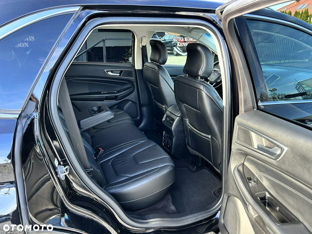 Ford Edge - 32