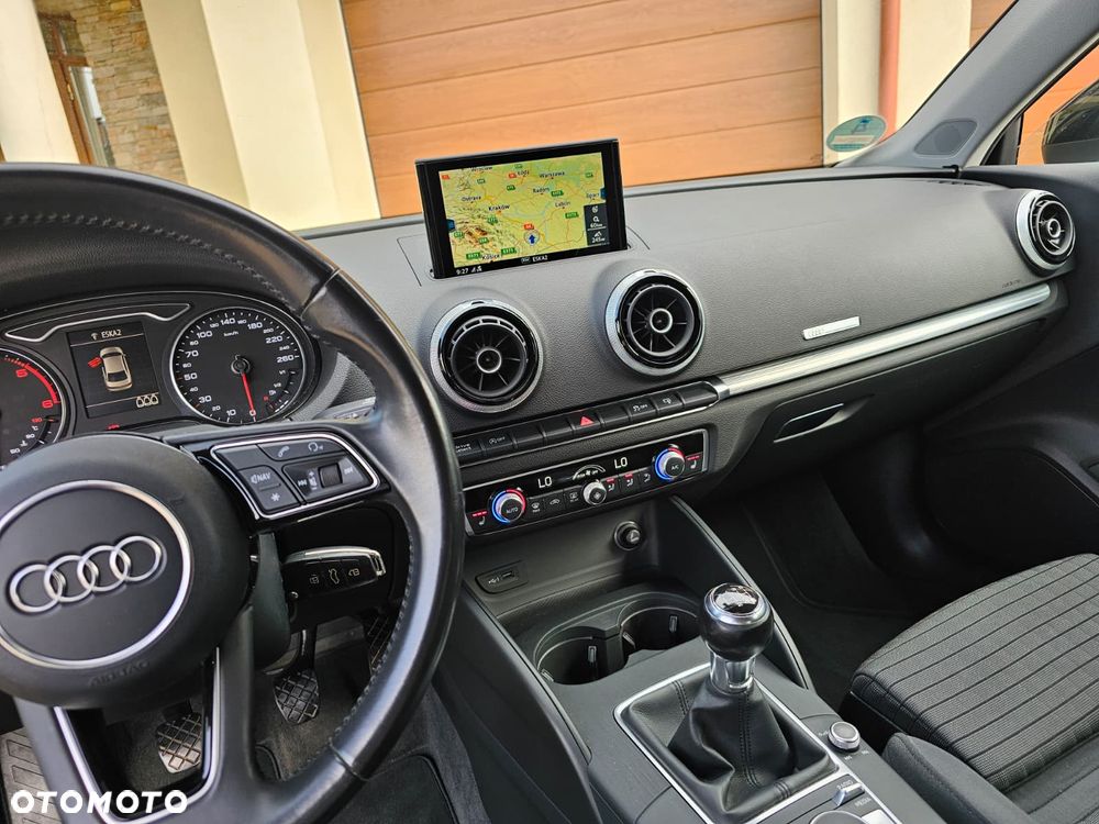 Audi A3 Limousine 1.6 TDI Sport - 34