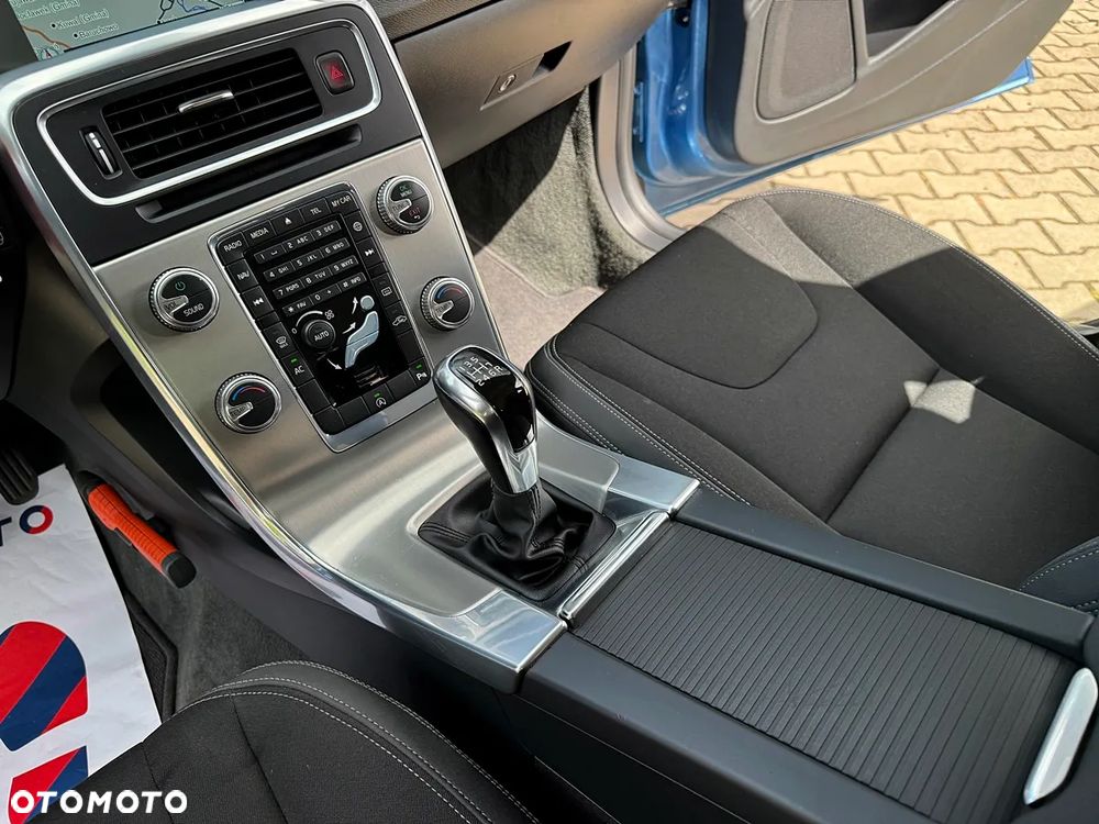 Volvo V60 D4 Drive-E Summum - 33