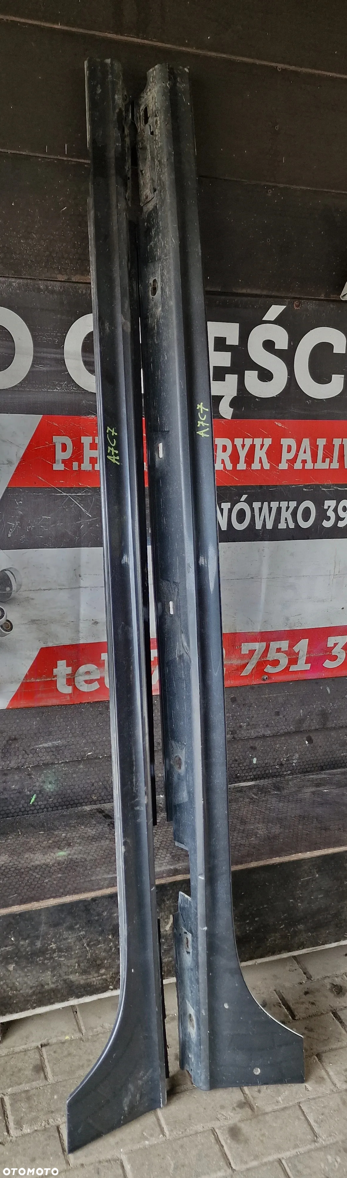 LISTWA PROGOWA PRAWA LEWA KOMPLET 4G8853855D 4G8853856D  AUDI A7 C7 - 4