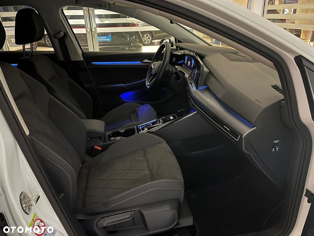 Volkswagen Golf - 16