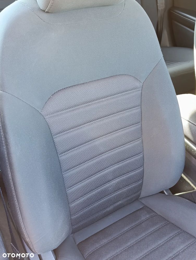 Ford Fusion - 20