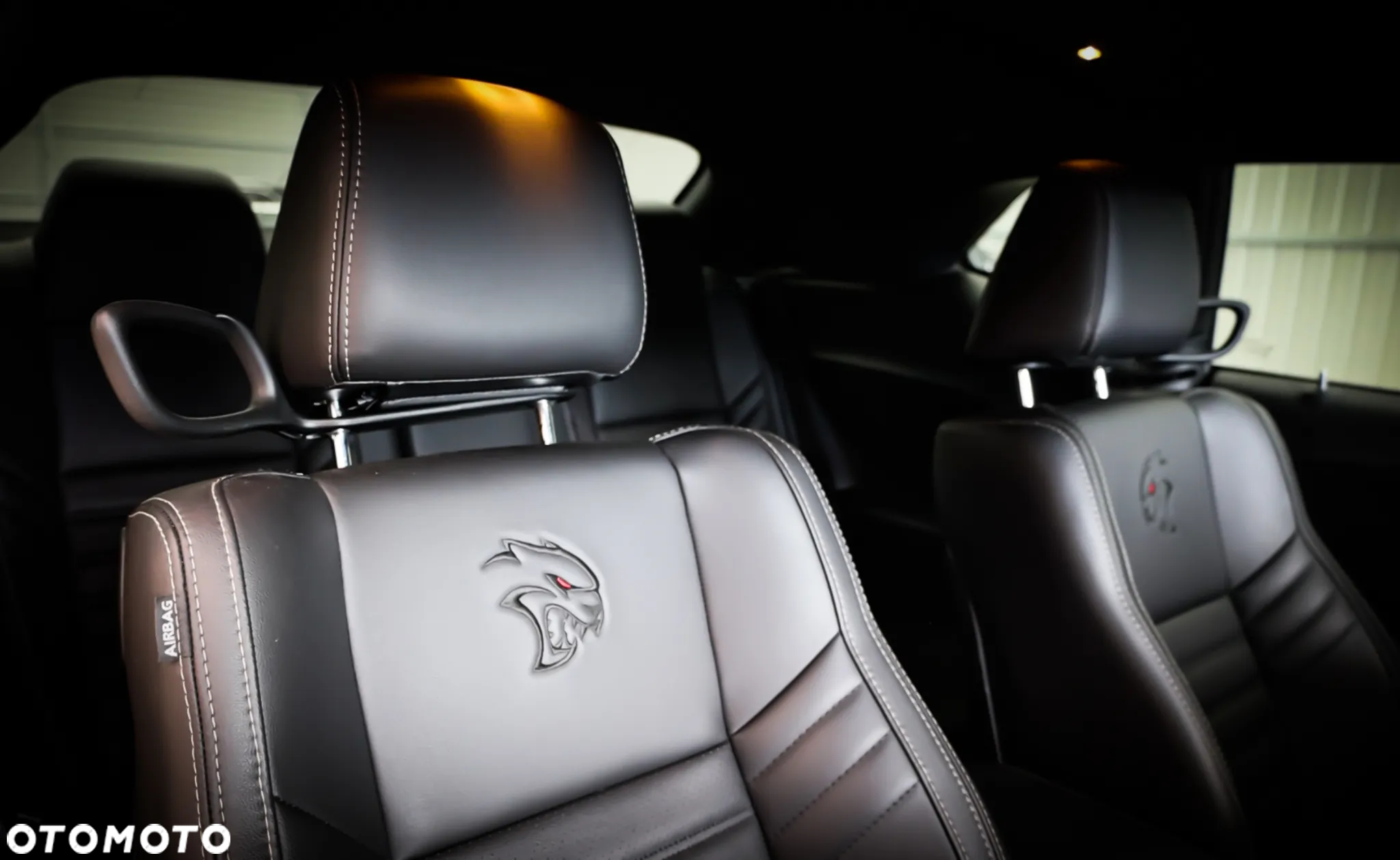 Dodge Challenger 6.2 Hellcat - 30