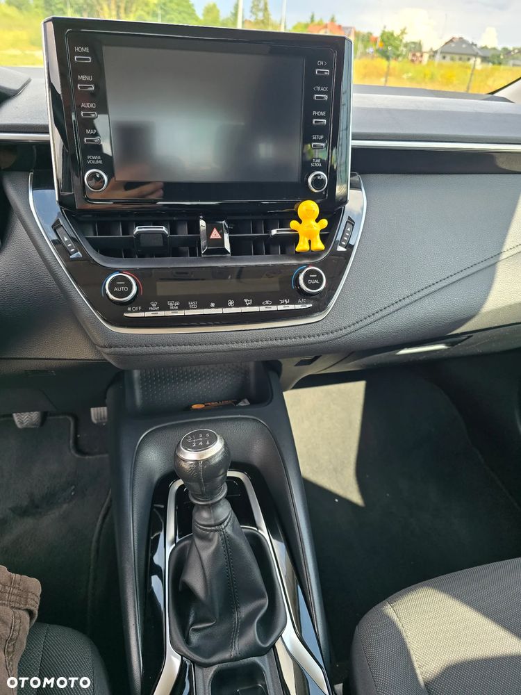 Toyota Corolla 1.6 Comfort - 26