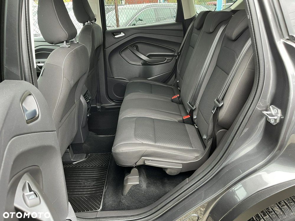 Ford Kuga 1.5 EcoBoost 2x4 Trend - 33