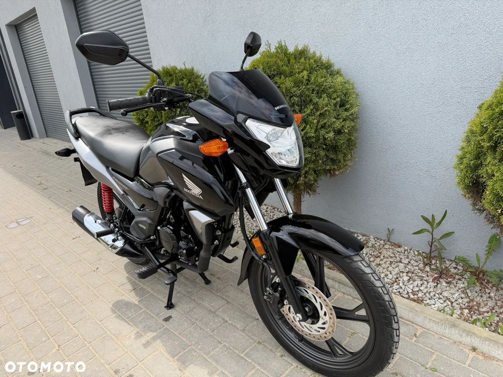 Honda CBF - 3
