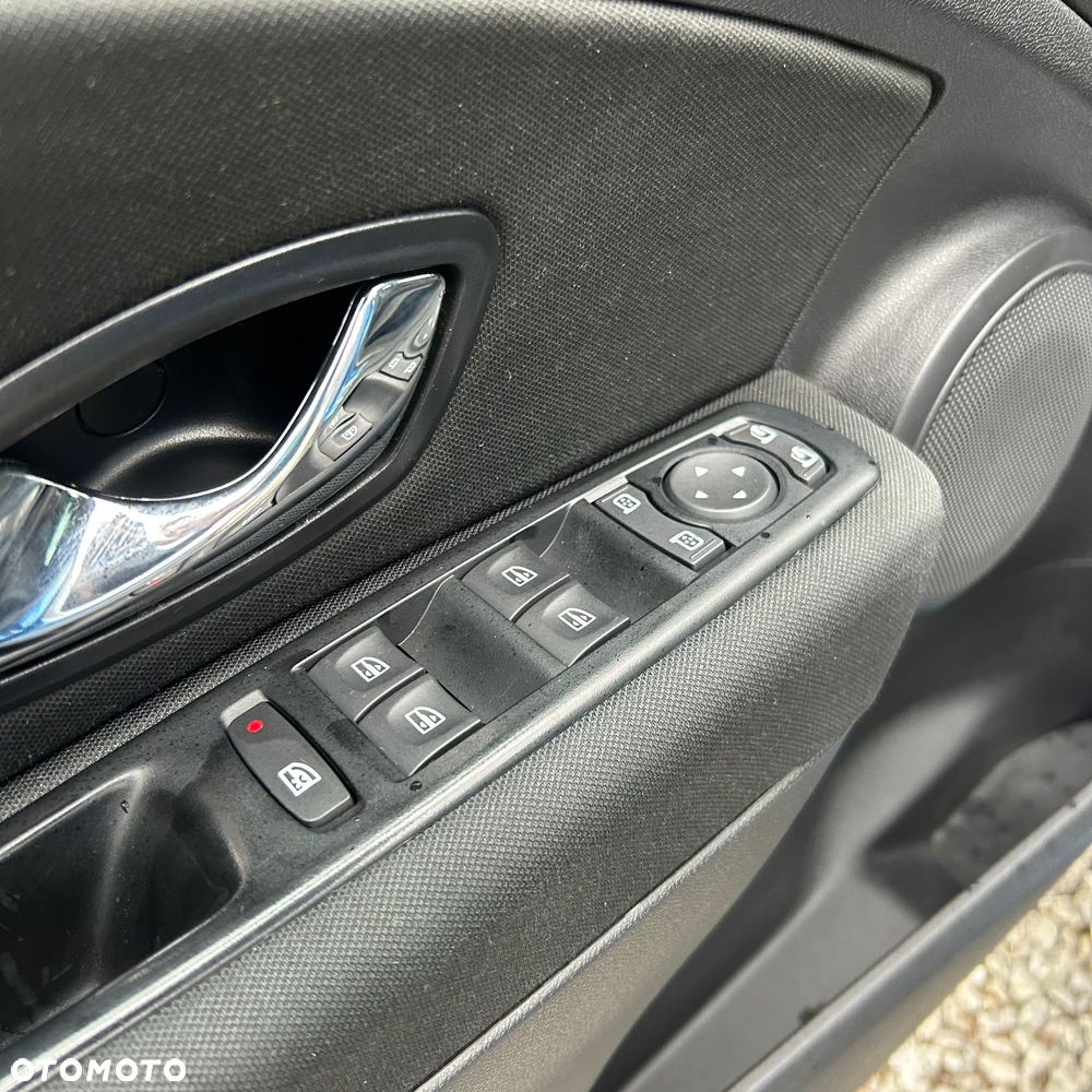 Renault Megane 1.6 16V Limited - 12