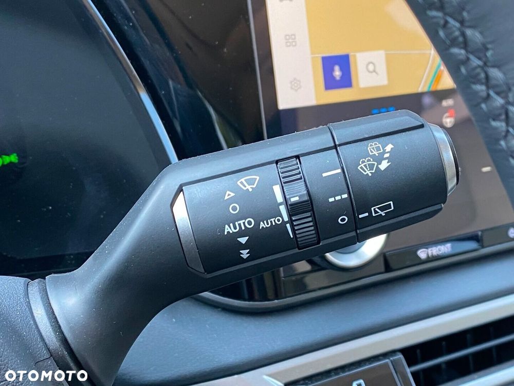 Lexus RX 450h+ Prestige - 29