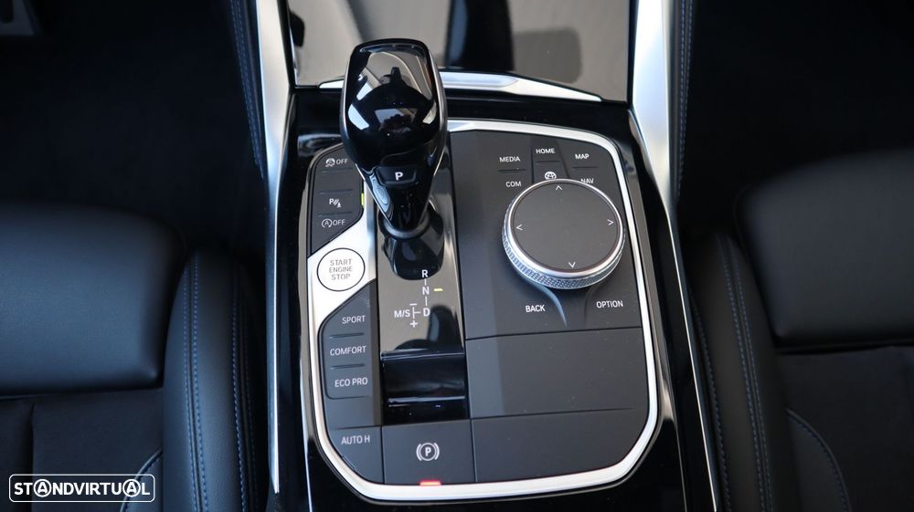 BMW M240i xDrive Auto - 20