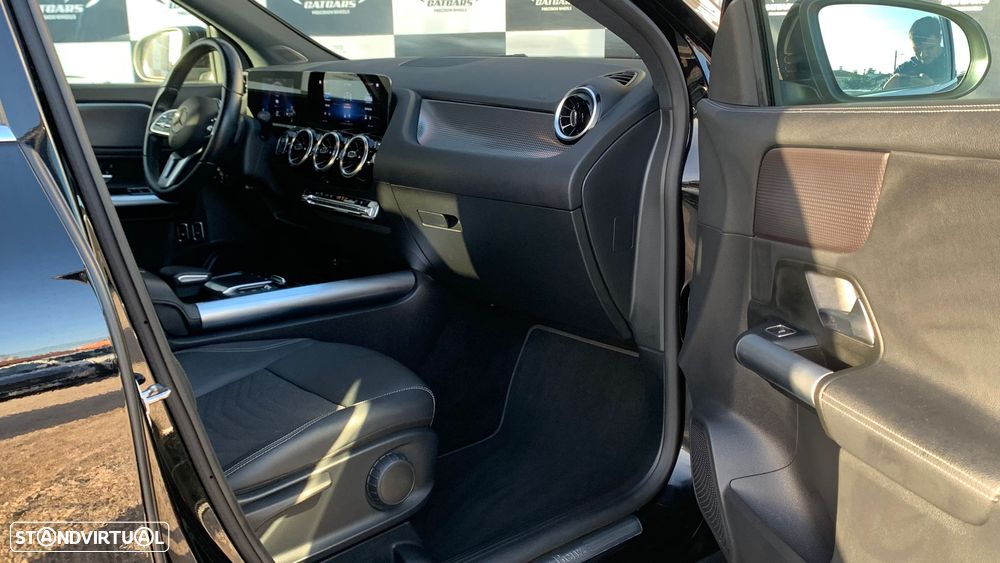 Mercedes-Benz GLA 250 - 15