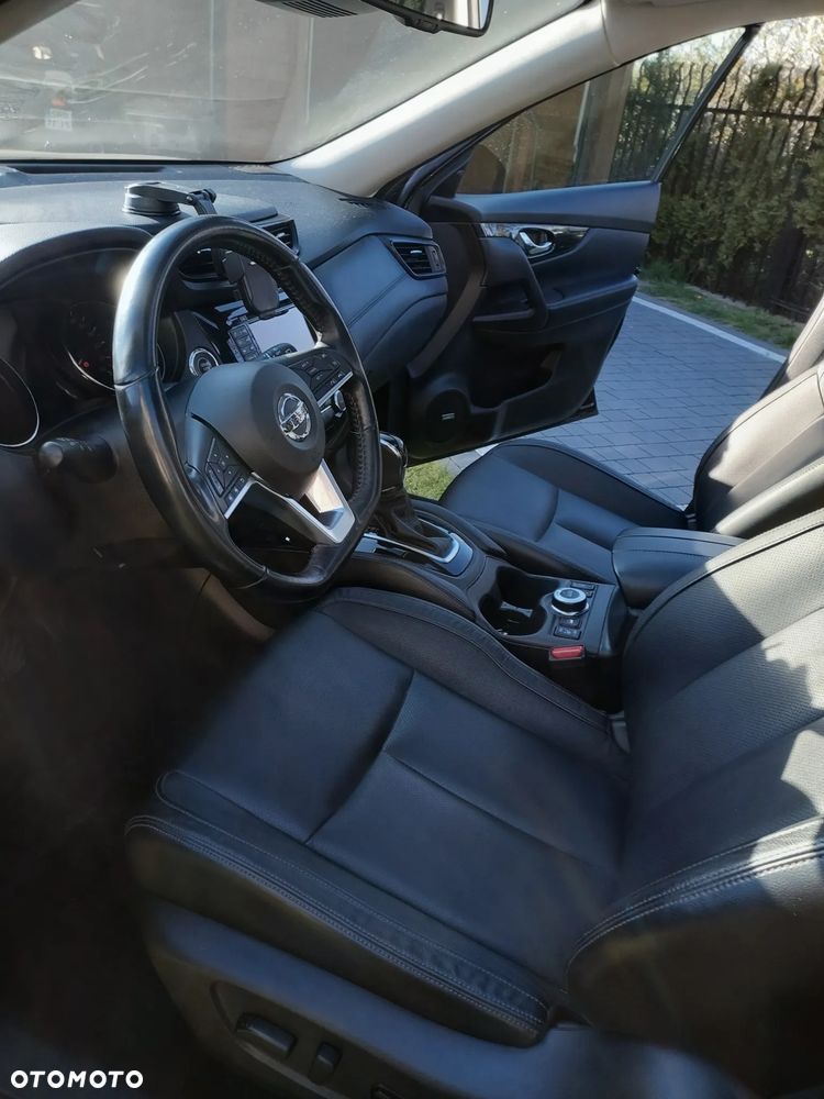 Nissan X-Trail 2.0 dCi Tekna 4WD Xtronic - 18
