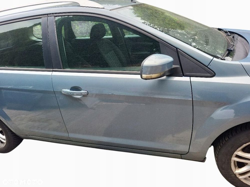 FORD FOCUS MK2 08-11 LIFT DRZWI PRAWE PRAWY PRZÓD KOMBI NIEBIESKIE KOD M8 - 1