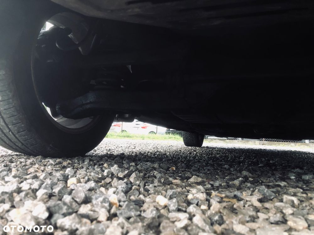 Hyundai i30 1.6 Comfort - 15