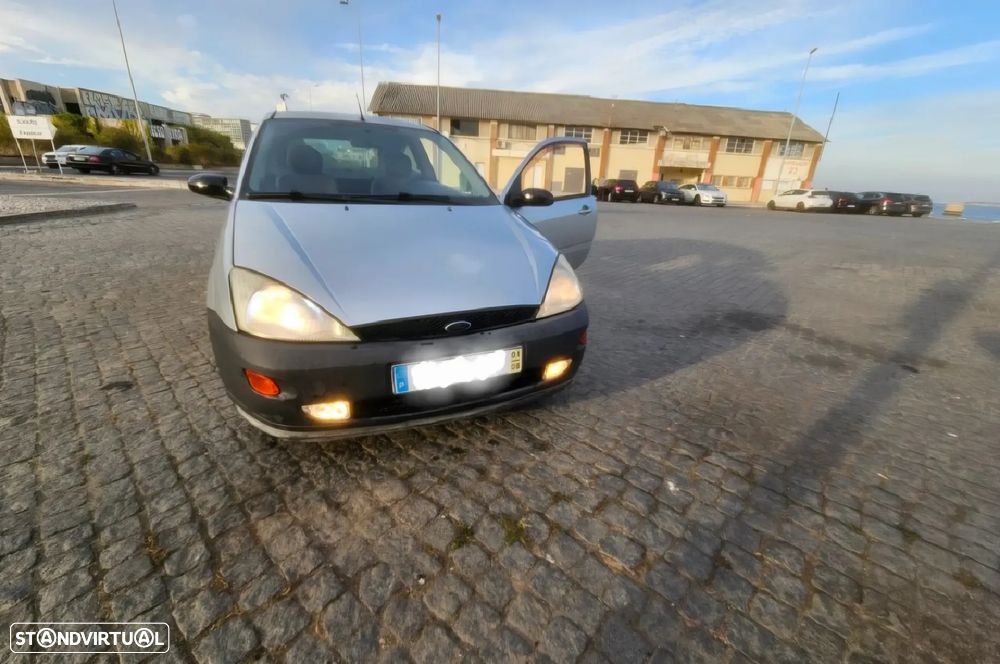 Ford Focus 1.8 TDdi Trend - 1