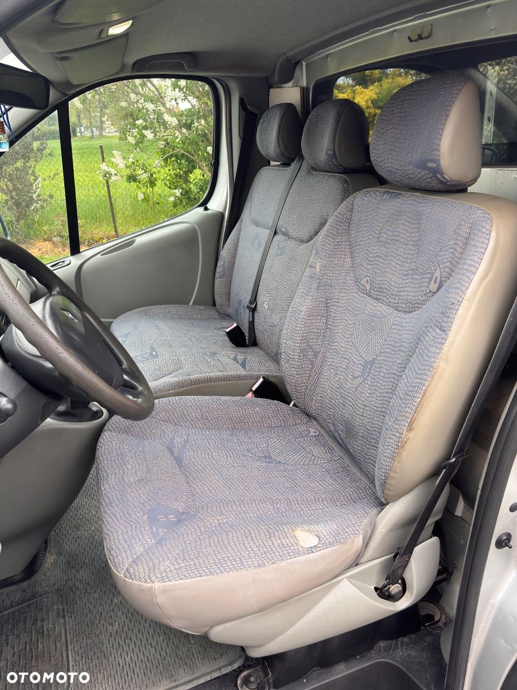 Renault Trafic - 10