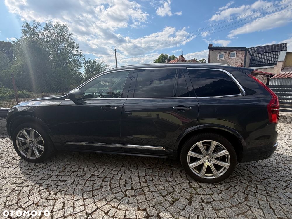 Volvo XC 90 D5 AWD Momentum - 8