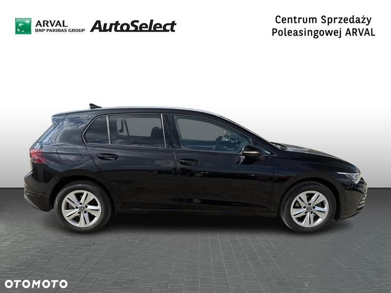 Volkswagen Golf - 8